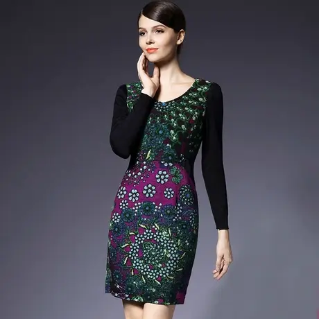 【1件7.9折】修身显瘦优雅气质V领修身复古花色长袖针织呢连衣裙图片