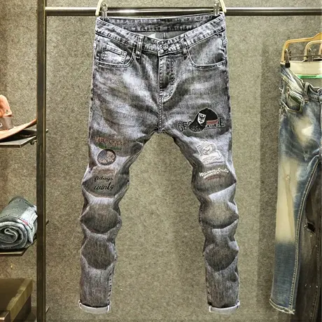 夏季黑灰色牛仔裤男款大牌刺绣修身小脚裤2023欧洲站时尚男裤薄款图片