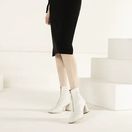 前拉链马丁靴女2022年新款春秋单靴英伦风粗跟漆皮显瘦高跟短靴子图片