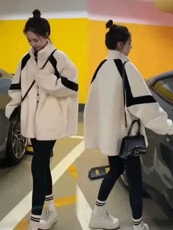 2023秋冬季新款撞色拼接立领羊羔毛加厚保暖外套女下抽绳宽松慵懒图片