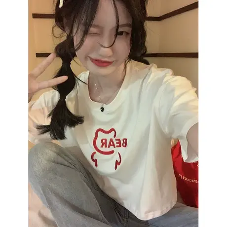 搭配高腰百褶裙的短款上衣t恤女露脐泫雅风修身显瘦短袖小熊印花商品大图