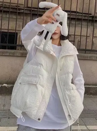 兔子玩偶羽绒棉服马甲女2023年冬季新款时尚立领加厚马夹保暖外套图片