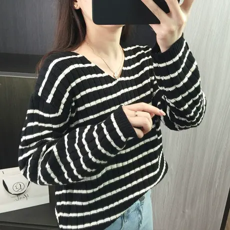 2023秋季新款宽松针织衫女装慵懒风V领套头毛衣春秋韩版条纹上衣图片