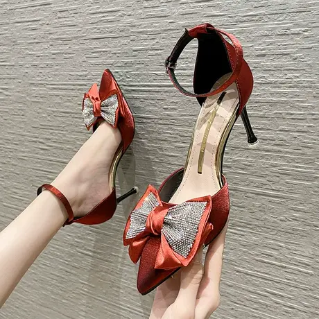 性感少女一字带蝴蝶结水钻单鞋女2023夏季新款尖头百搭细跟高跟鞋图片