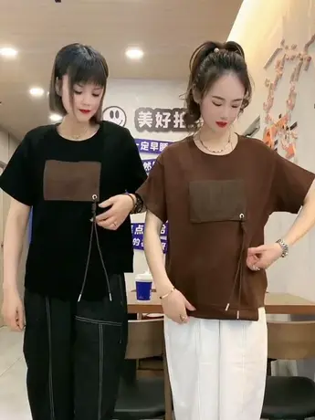 夏季新款复古百搭休闲款短袖T恤女圆领贴布宽松休闲百搭卫衣上衣商品大图