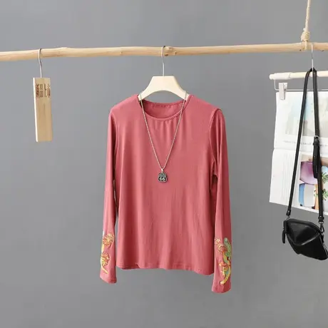 简约圆领打底衫女秋装2024年新款文艺刺绣长袖t恤衫百搭打底上衣商品大图