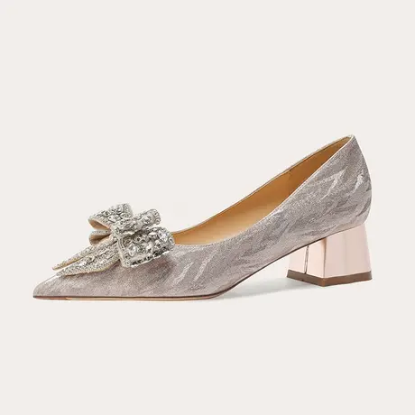 法式婚鞋女粗跟2024年春季新款新娘禾秀婚纱高跟鞋不累脚尖头单鞋图片