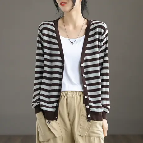 dza 复古条纹上衣v领针织开衫女士外搭2022新款春季休闲毛衣外套图片