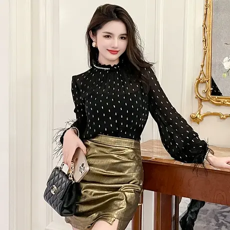 洋气时髦设计感长袖上衣女秋季性感减龄女人味黑色亮片流苏打底衫商品大图