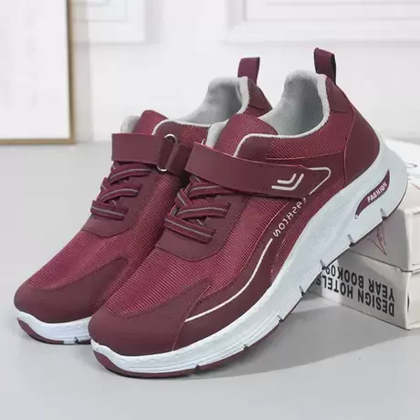 老北京布鞋女春秋妈妈鞋软底舒适中老年健步鞋防滑运动奶奶老人鞋图片