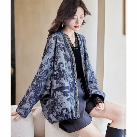 宝诗黎【新品价】蝙蝠袖钉珠印花外套H0058商品大图