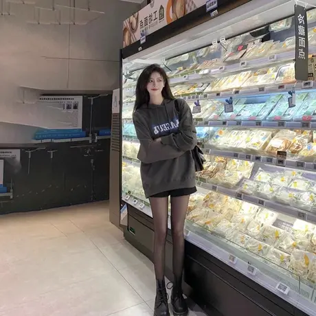 潮牌盐系炸街加绒连帽卫衣女2024年爆款宽松中长款字母印花上衣潮图片