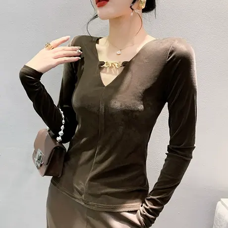 丝绒加厚V领T恤女长袖设计感秋冬新款上衣洋气修身个性百搭打底衫图片