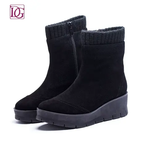DG冬季新款女鞋平底短靴绒面真皮厚底毛线女靴子图片
