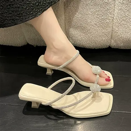 套趾拖鞋女外出2023年夏天季新款时尚百搭法式气质水钻粗跟凉拖鞋图片