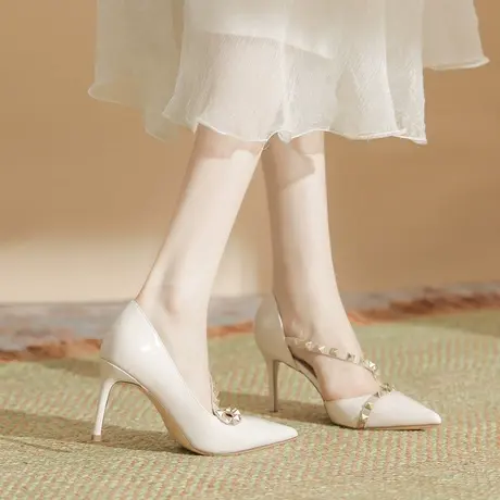 尖头漆皮单鞋女细跟2023年春夏季新款性感少女浅口铆钉职业高跟鞋图片