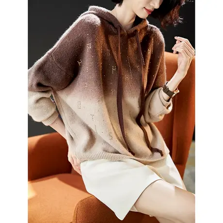 宝诗黎【新品价188元】连帽烫钻宽松毛衣AIX0001商品大图