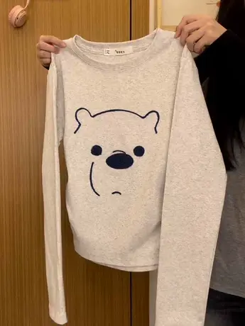 红续立体植绒小熊长袖T恤女日系风简约显瘦收腰内搭上衣秋冬新款图片