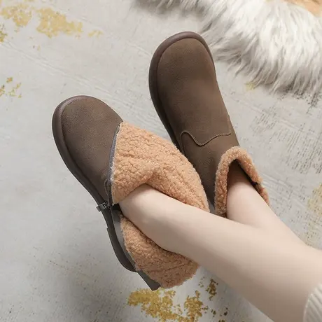 2023磨砂加绒大码女靴41一43秋季平底短靴真皮棉靴新款厚底雪地靴图片