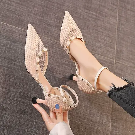 2024年新款尖头细跟铆钉法式高跟鞋女一字扣中空网纱气质职业单鞋图片