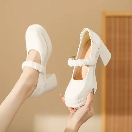 玛丽珍鞋女粗跟2024年新款春季一字扣方头气质名媛单鞋漆皮小皮鞋图片