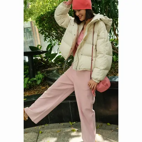2023冬季新款白鸭绒连帽短款保暖羽绒服时尚休闲面包女士外套女图片