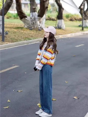 彩虹纹针织开衫外套女2023新款秋冬甜美洋气短款毛衣长袖外搭上衣图片