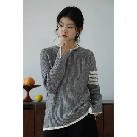 嘉茱莉2023秋季新款1OO羊毛针织上衣女圆领针织毛衣设计感小众商品大图