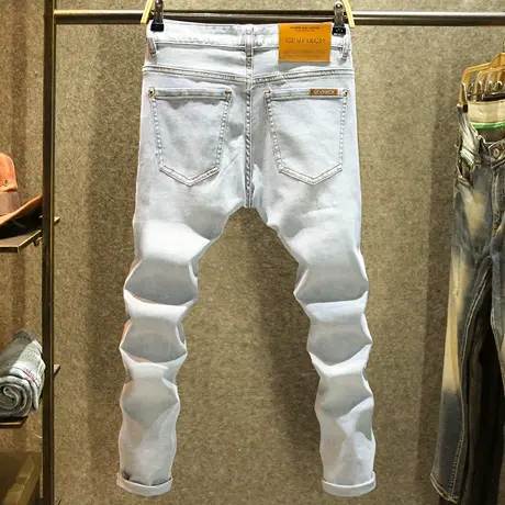 2025新款浅灰色牛仔裤男款修身小脚裤潮牌水洗磨白高端轻奢裤子男图片