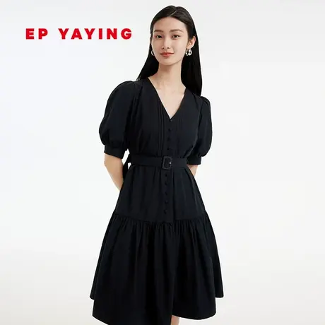 EP雅莹女装 赫本风法式小黑裙泡泡袖收腰连衣裙2023新款4629A图片