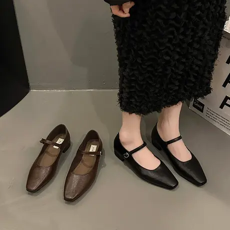 玛丽珍鞋女2024春季新款浅口小众设计感单鞋粗跟复古配裙子小皮鞋图片