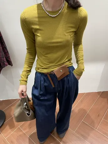 韩国秋装新款圆领字母刺绣简约短款长袖T恤女百搭打底衫显瘦上衣图片