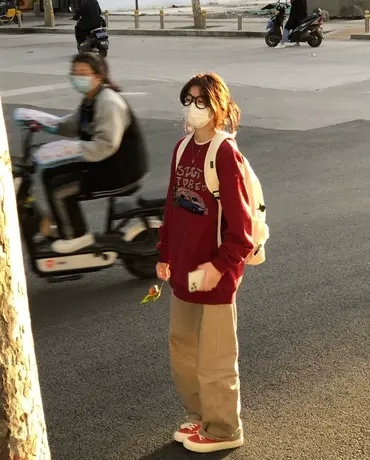 加绒加厚无帽卫衣女大码宽松慵懒风古着vintage秋冬落肩长袖上衣图片