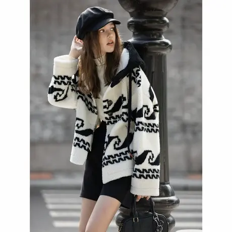 唐狮秋冬季厚外套女连帽满印仿羊羔毛短款外套设计感独特休闲TUTA商品大图