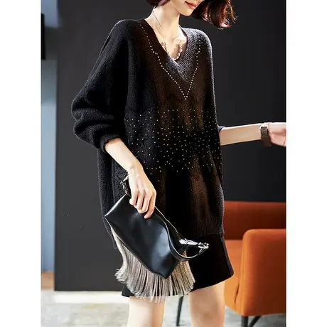 宝诗黎【新品价188元】V领蕾丝烫钻毛衣EQ2040商品大图