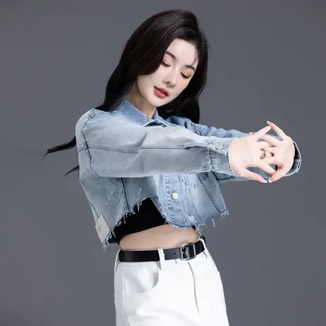 短款女士外套2024新款又a又飒早春女生牛仔衣服上衣小款高腰夹克图片
