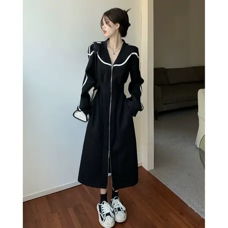 设计感连衣裙女春装2023新款胖mm大码显瘦法式小众卫衣裙子200斤图片