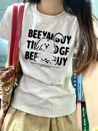 灰色正肩短袖t恤女夏季2023新款修身港风chic复古内搭打底衫上衣图片