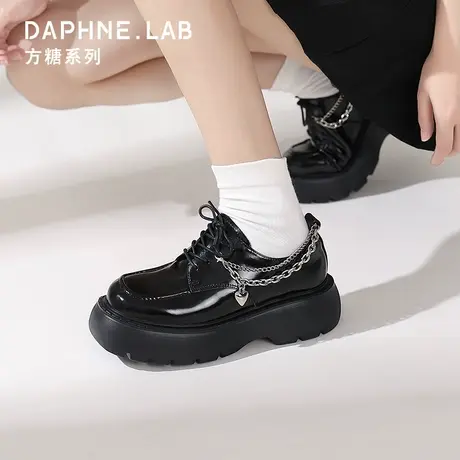 达芙妮爱心链条黑色小皮鞋女2023春夏新款厚底百搭乐福鞋女真皮图片