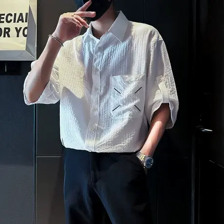 夏季条纹短袖衬衫休闲小众韩版潮男穿搭网红薄款五分袖中袖衬衣商品大图