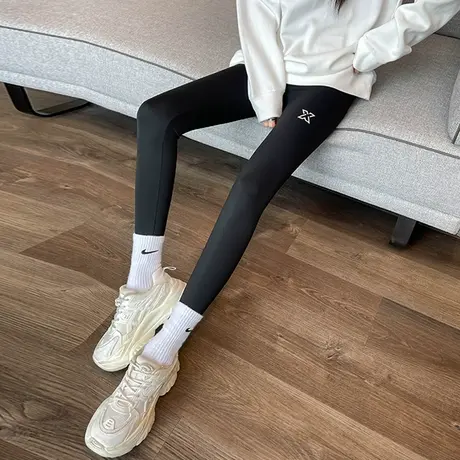 黑色鲨鱼裤女春秋季新款外穿无尴尬线显瘦提臀收腹运动瑜伽打底裤图片