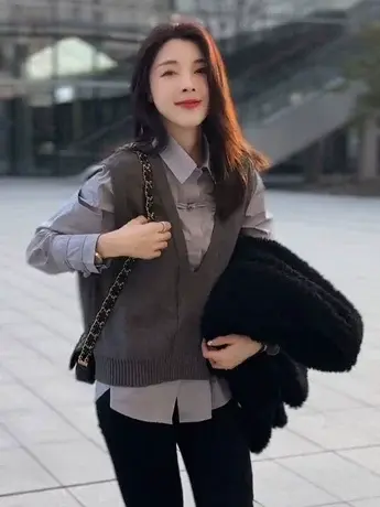 中式盘扣纯色衬衫女法式2024春装新款复古长袖显瘦小众设计感上衣商品大图