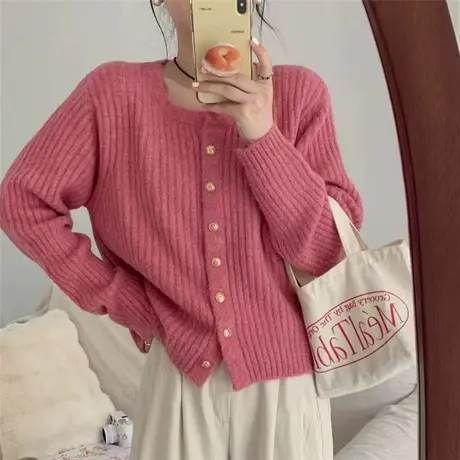 春季圆领毛衣女纽扣长袖开衫女装2024新款时尚百搭宽松外穿打底女图片