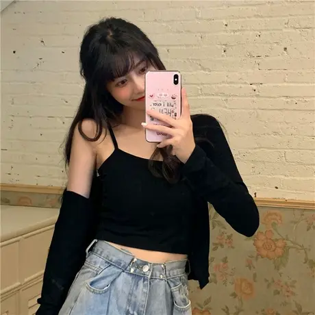 chic港风洋气短款针织开衫女2024春夏内搭小吊带设计感减龄两件套图片