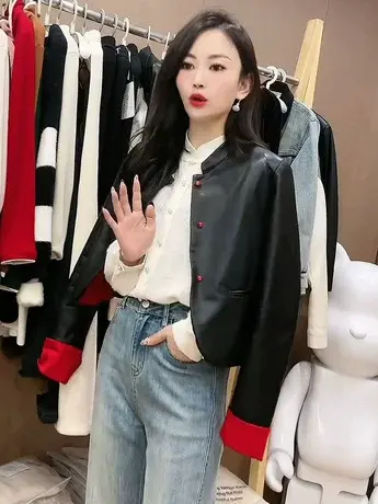 中式国风皮衣女2024春季新款盘扣拼色长袖百搭显瘦气质上衣外套潮图片