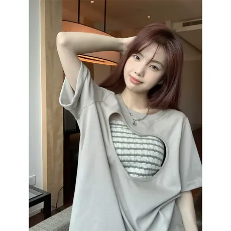 甜辣风假两件t恤上衣女2023新款ins美式辣妹爱心镂空条纹背心短袖商品大图