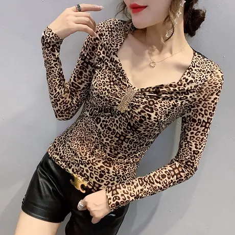 欧货性感豹纹T恤女长袖春秋修身内搭加绒打底衫气质V领网纱上衣潮图片