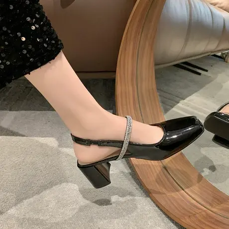 玛丽珍鞋女2024年春季新款一脚蹬水钻单鞋粗跟方头小众气质小皮鞋图片