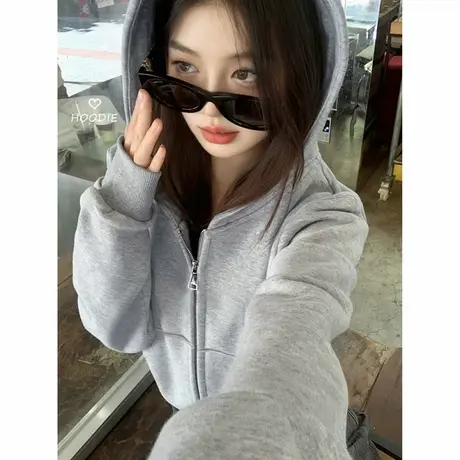 NOW真维斯连帽卫衣女秋季2025新款短款开衫外套小个子高级感穿搭商品大图