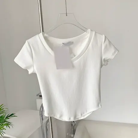 V领设计感小众独特别致甜辣上衣女2023年夏季新款纯欲短袖t恤短款图片